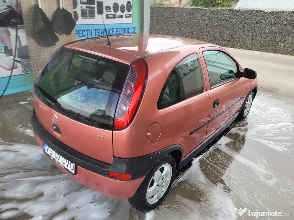 Opel corsa c an 2001