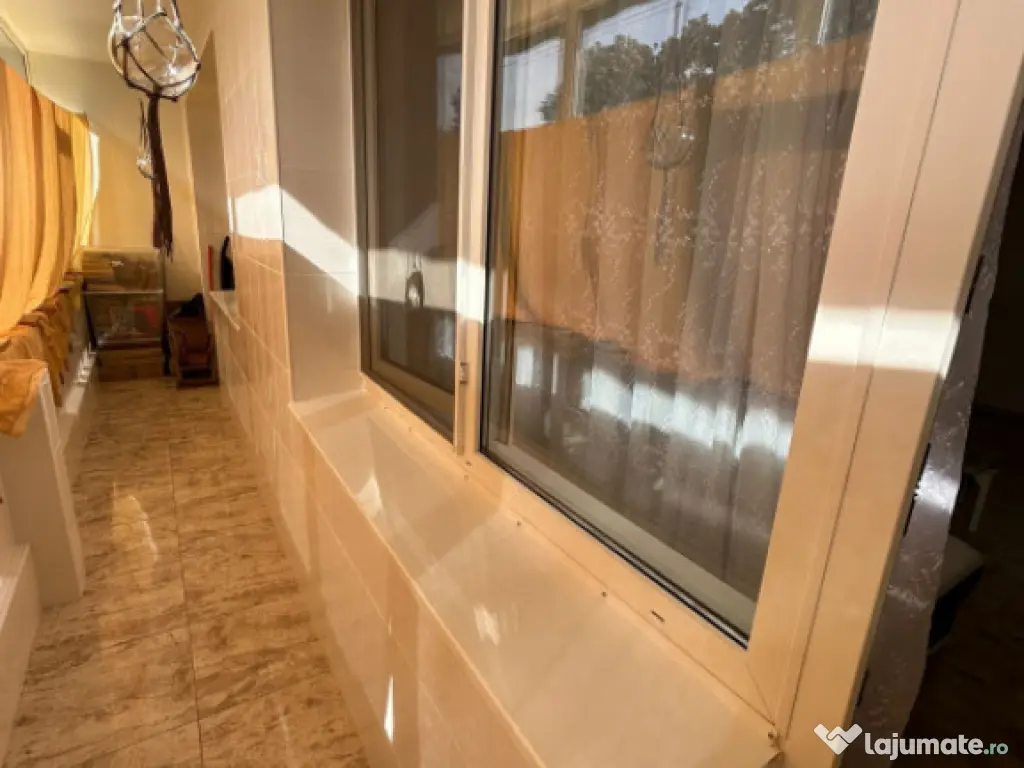 - Apartament La Cheie, 3 camere Calea Galati, suprafata 65mp 