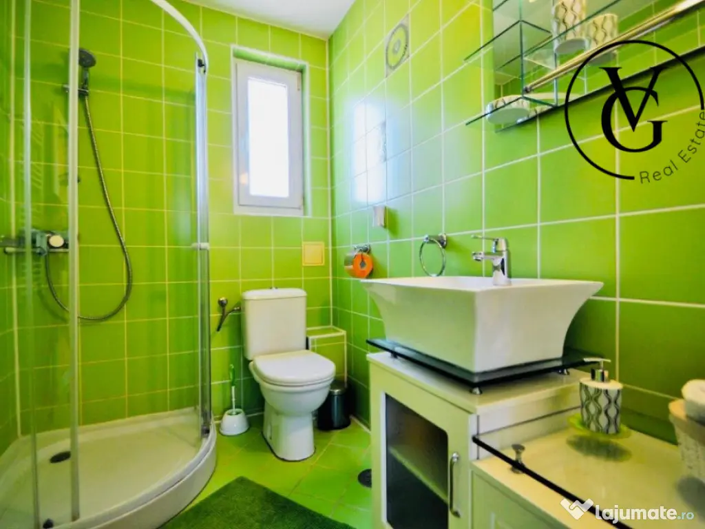 Vila P+2 cu vedere la mare Mamaia Nord / Scoica Land 