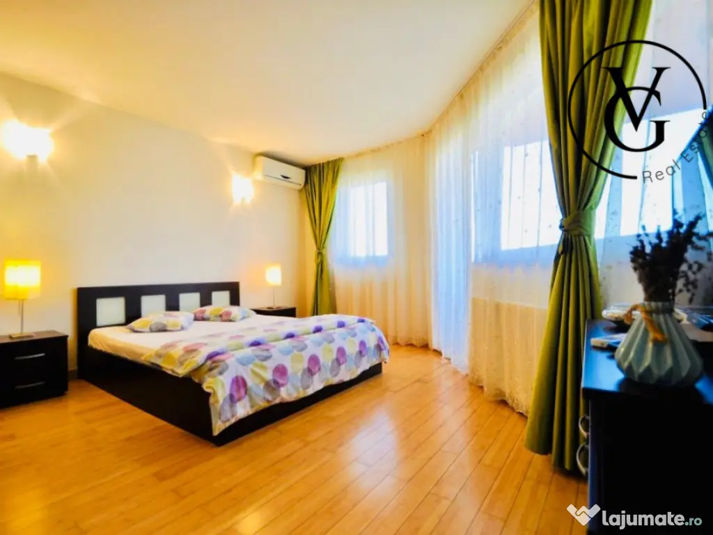 Vila P+2 cu vedere la mare Mamaia Nord / Scoica Land 