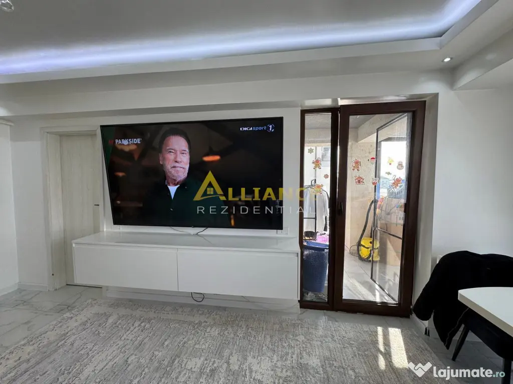 2 camere modern, mobilat, cu parcare si terasa – zona S...