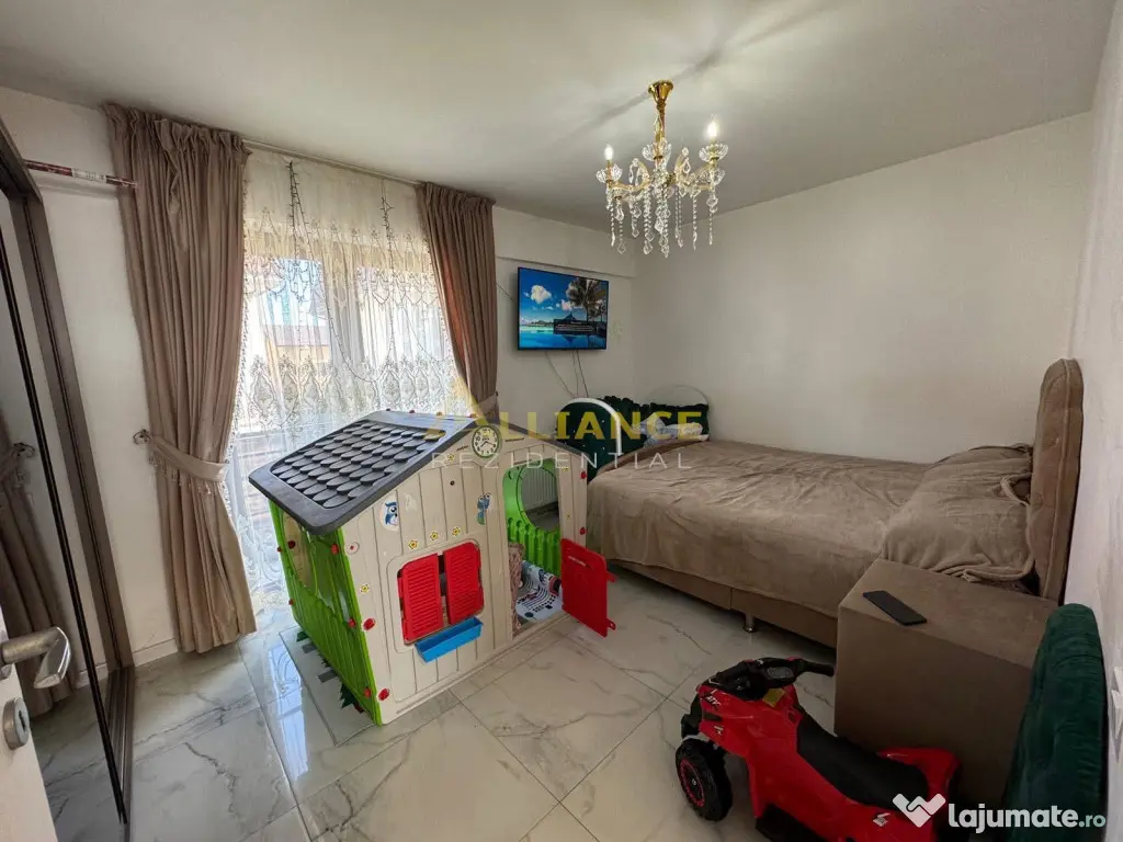 2 camere modern, mobilat, cu parcare si terasa – zona S...