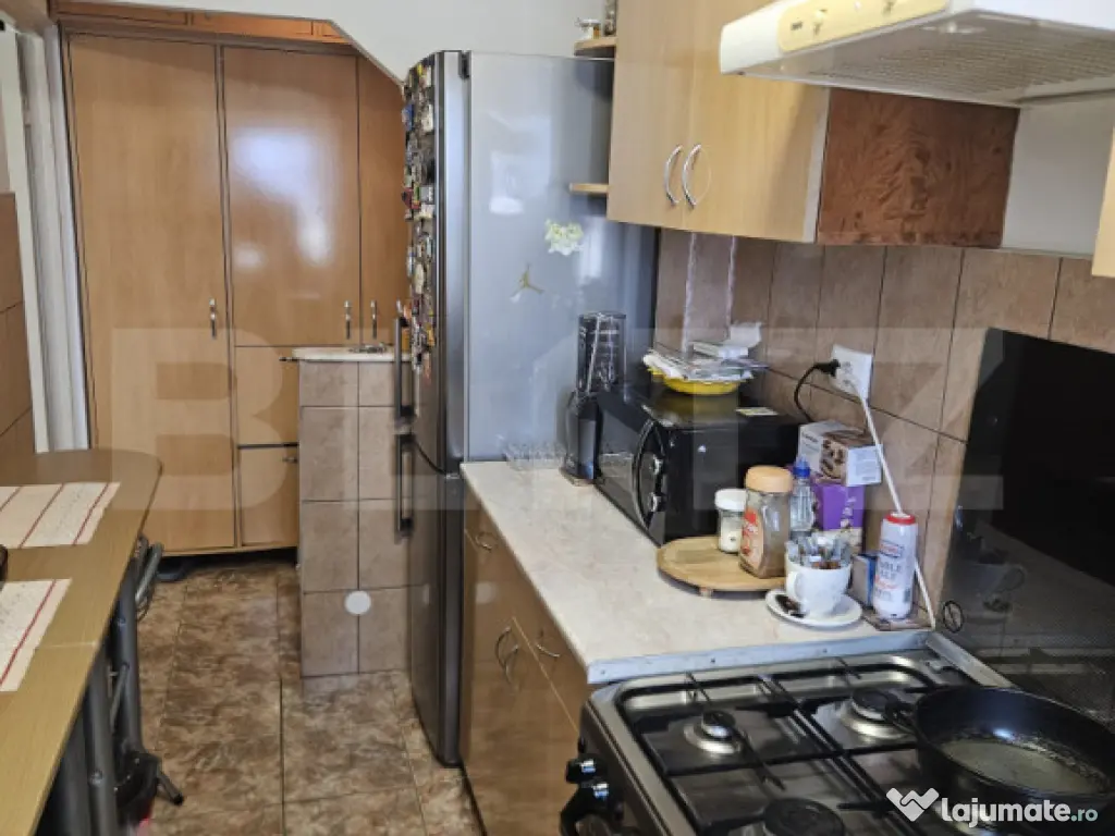 1. Apartament 2 camere, 37 mp, balcon, mobilat – Deva, zon