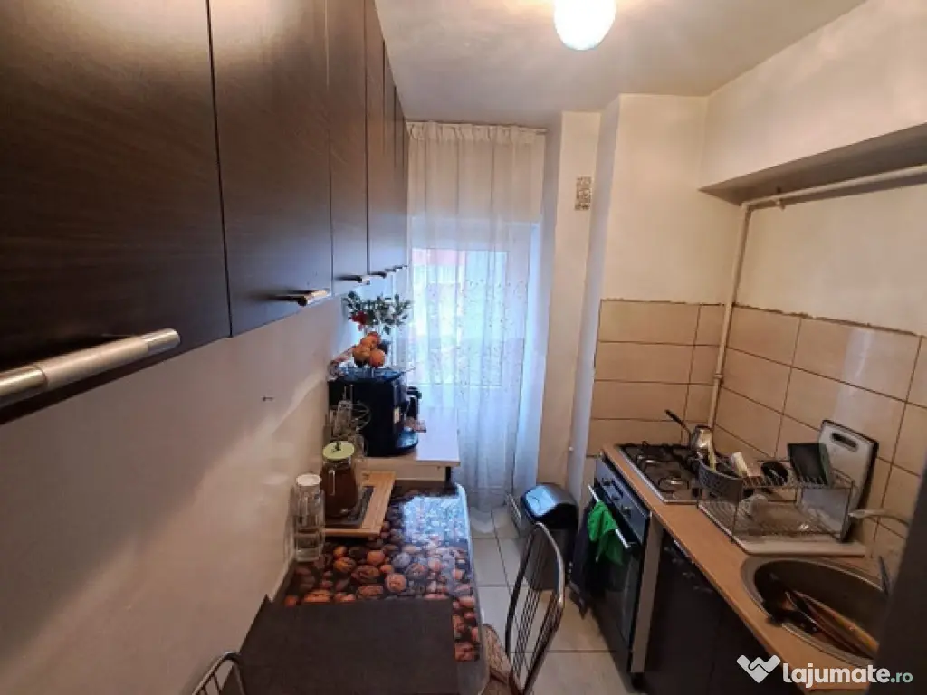 , Garsoniera Intrare Racadau decomandata,89000 Euro