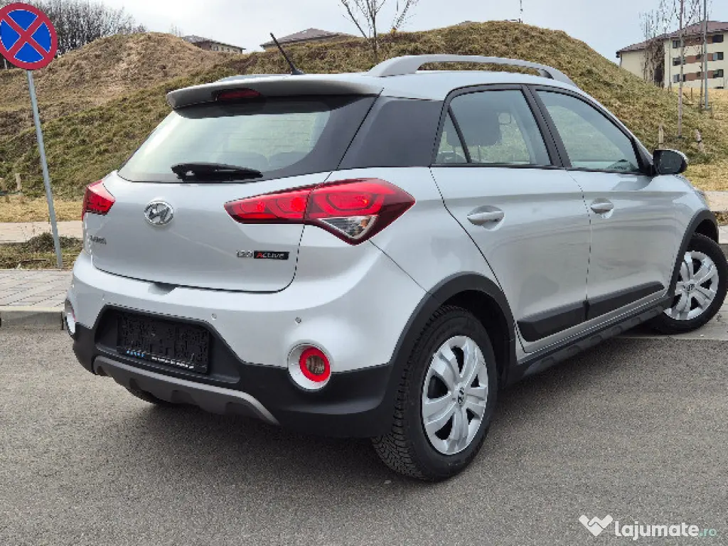 Hyundai i20 Active Crossover 1.0T-GDi 100cp euro 6 Senzori Clima Pilot 