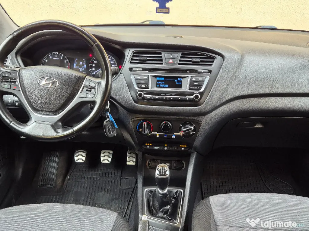 Hyundai i20 Active Crossover 1.0T-GDi 100cp euro 6 Senzori Clima Pilot 