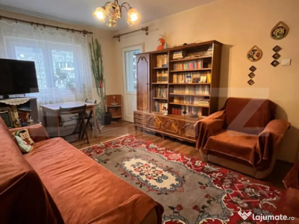 Apartament 3 camere, 60 mp, zona Nicolina