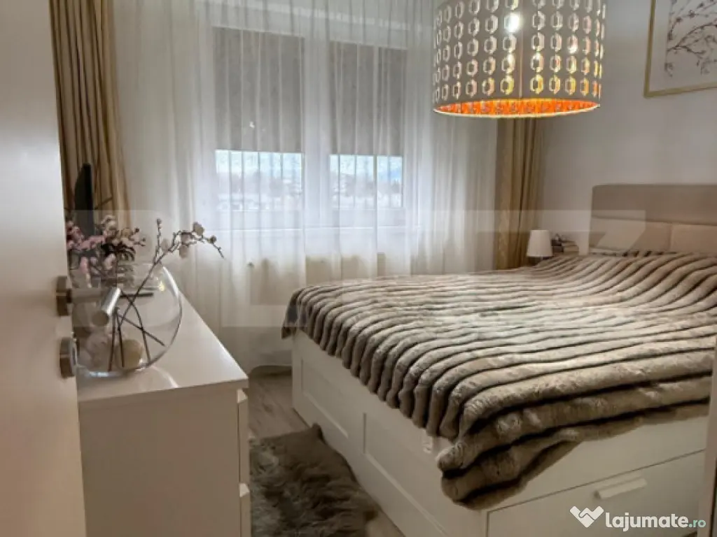 Apartament 2 camere, zona Tractorul, decomandat, 52 mp, aer 