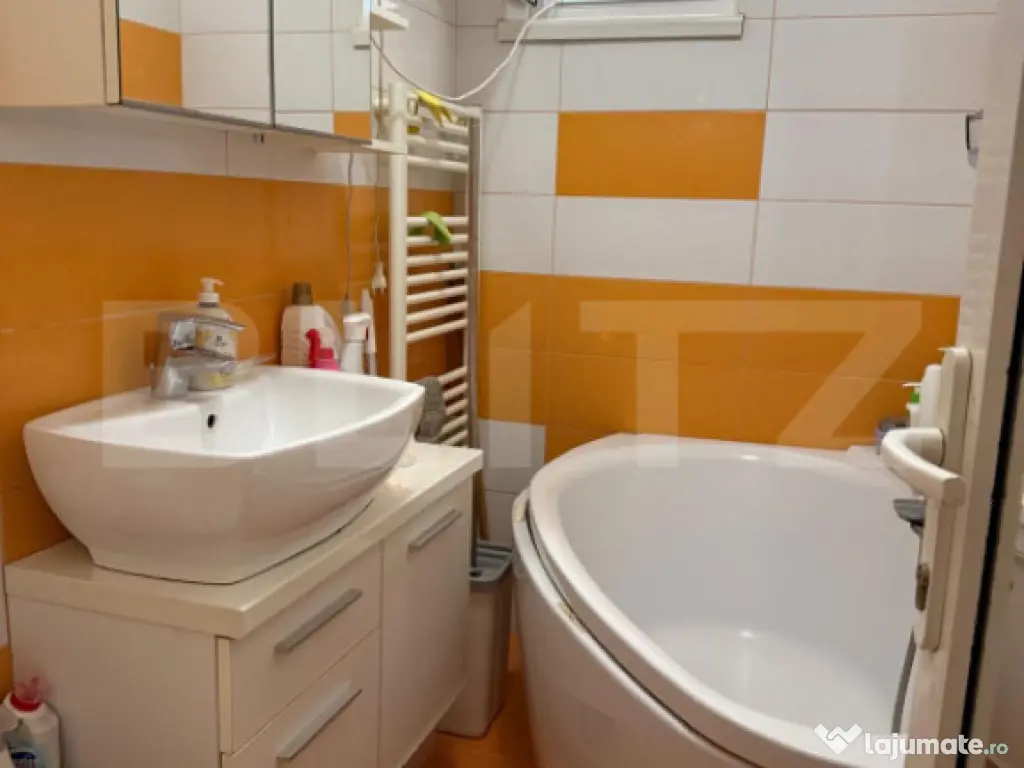 Apartament 3 camere decomandat - zona Noua, mobilat, utilat 