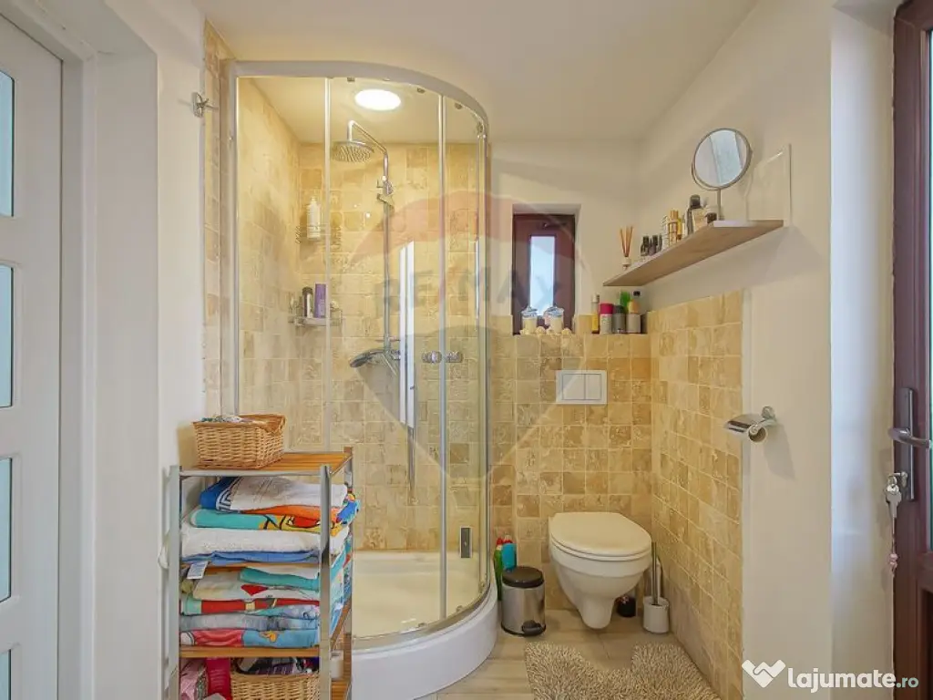 Comision 0 | Casă eficientă energetic, cu piscină, foi... 