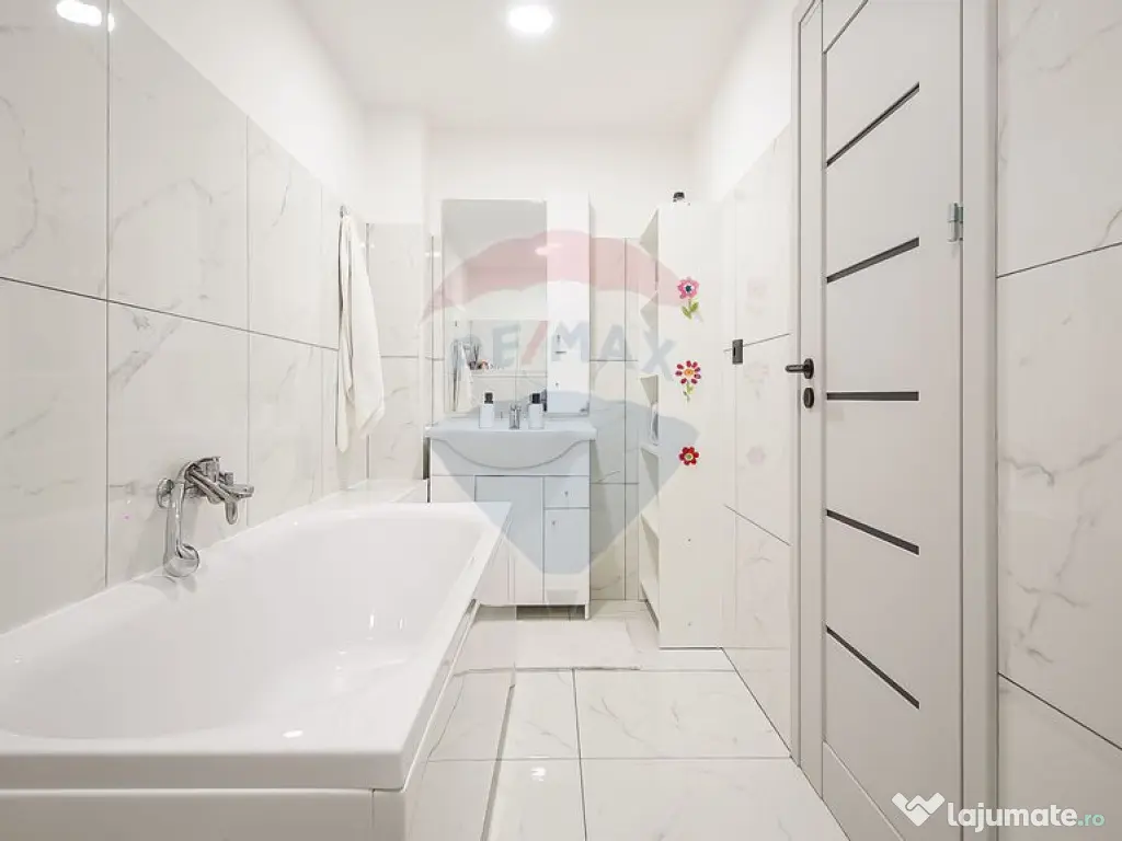 Comision 0 | Casă eficientă energetic, cu piscină, foi... 