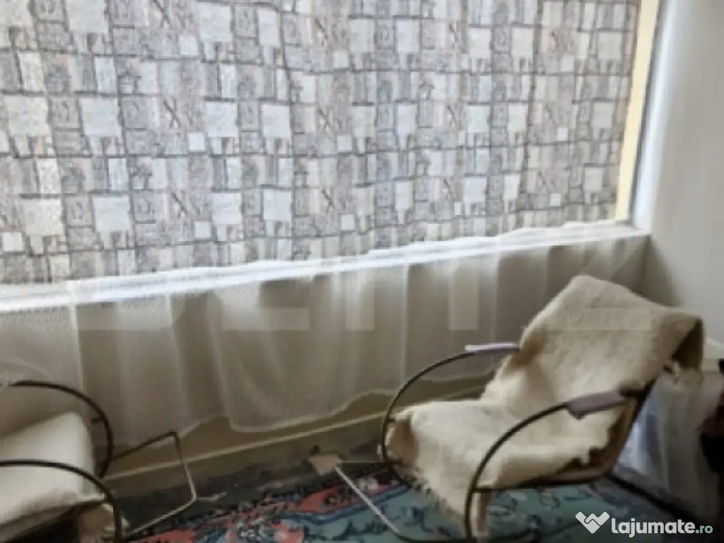 ???? Apartament 3 camere, 116 mp, etaj 1, Găești – zonă