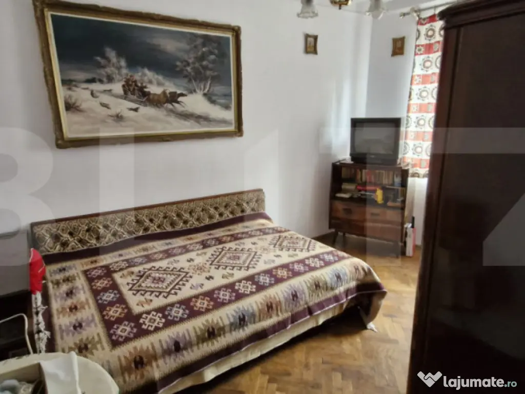 ???? Apartament 3 camere, 116 mp, etaj 1, Găești – zonă