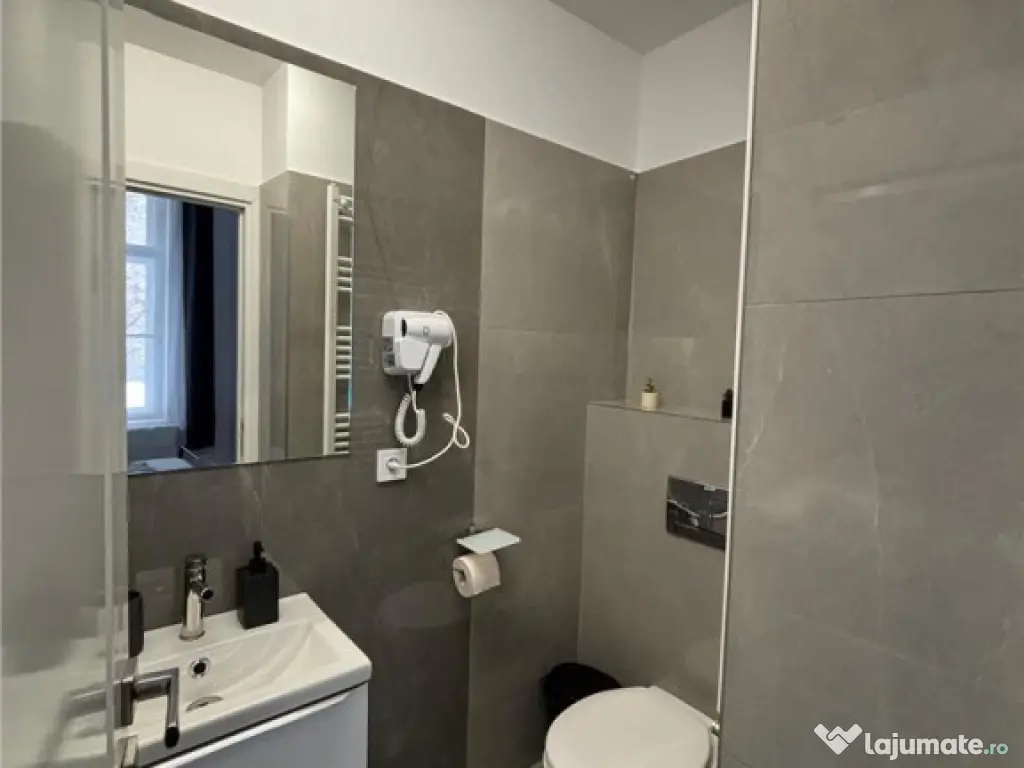 Studio modern Garsoniera Republicii pretabil AIRBNB