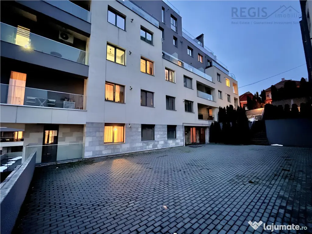 Apartament 3 Camere zona Centrala cu Parcare Subterana