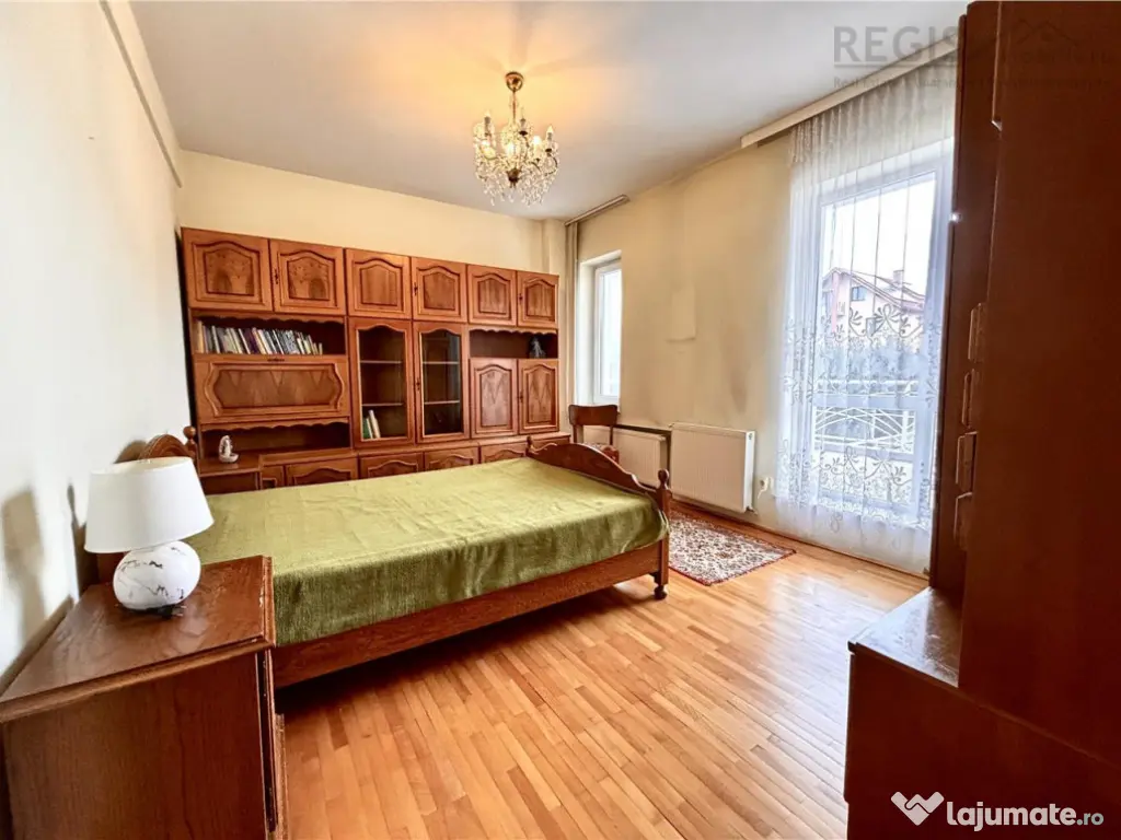 Vila zona Coresi: 1170 mp teren, 6 camere | De