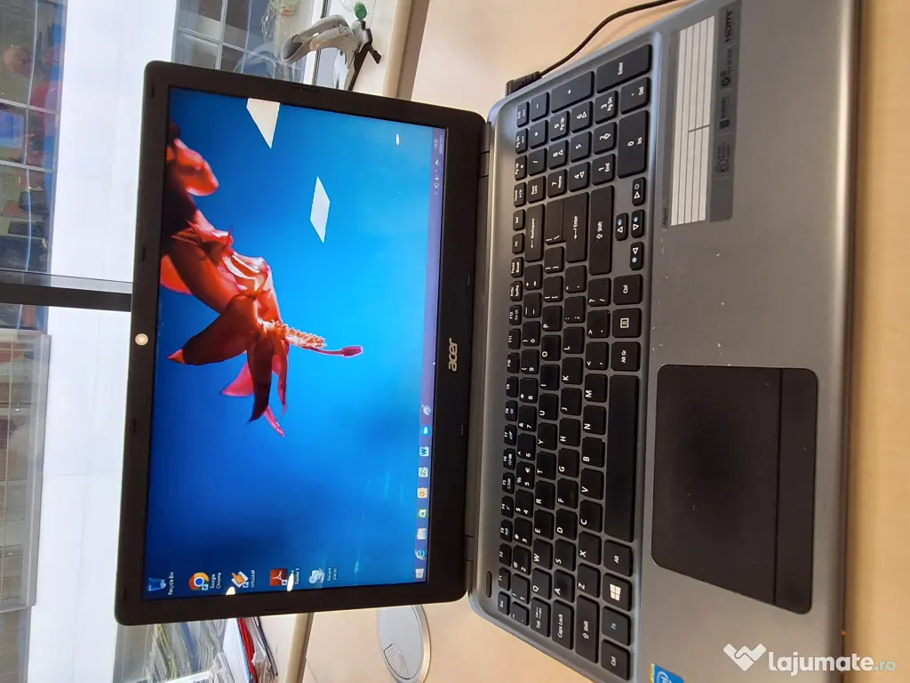 Laptop Acer Aspire E1-532-29552G50Mnii