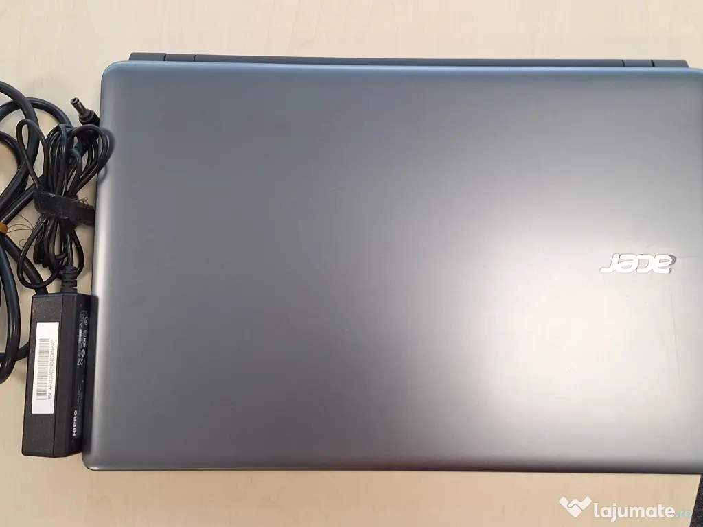Laptop Acer Aspire E1-532-29552G50Mnii