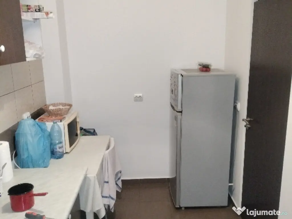 proprietar vând garsoniera sector 5 