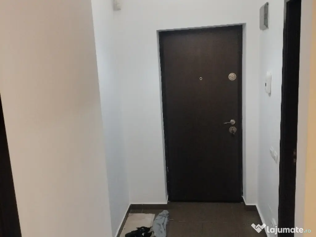 proprietar vând garsoniera sector 5 