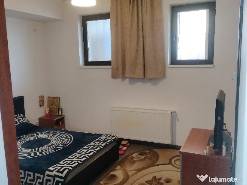 proprietar vând garsoniera sector 5 