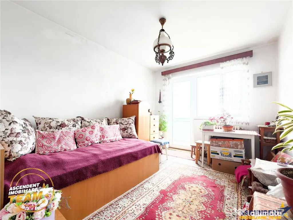 3D Tur! 3 camere,decomandate,apreciabila ariere,Dealului,Sim