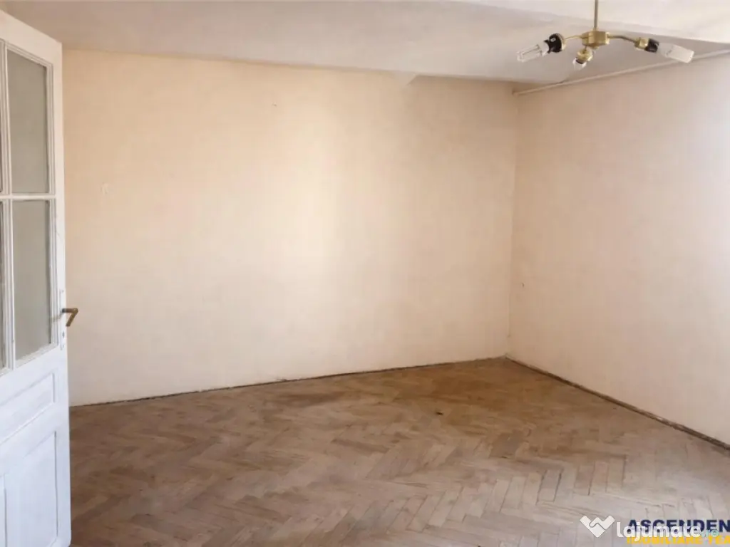 Proprietate cu farmec istoric si potential modern, Republici 