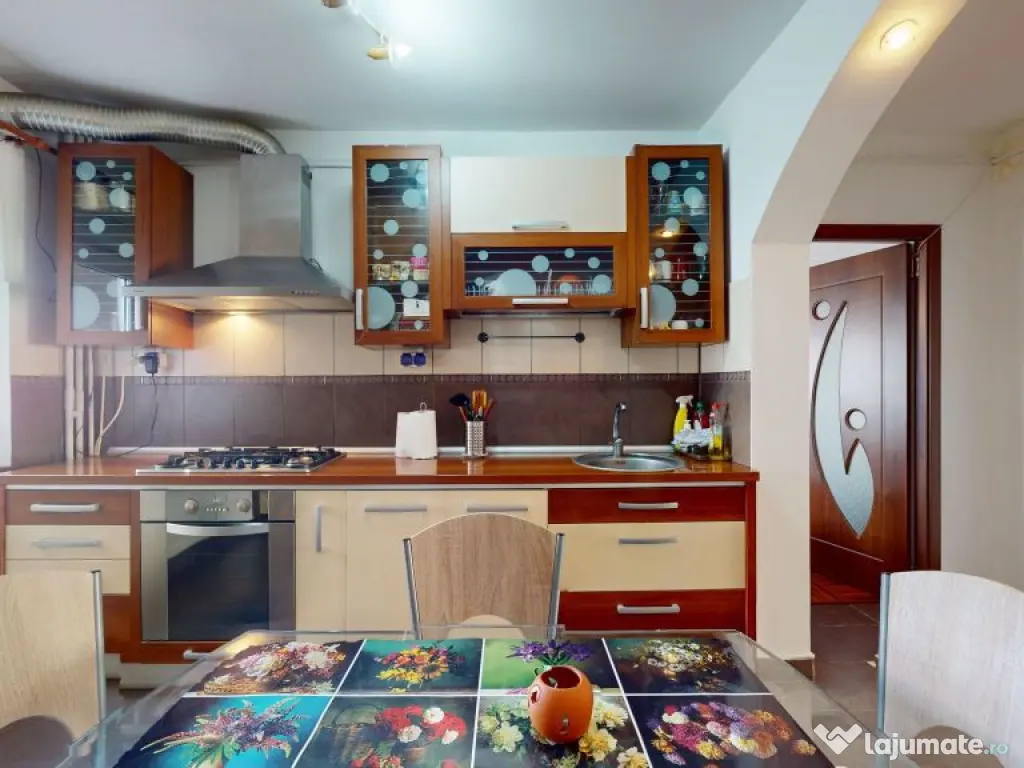 Apartament 4 camere – Strada Novaci Bloc 1989 Zona exce... 