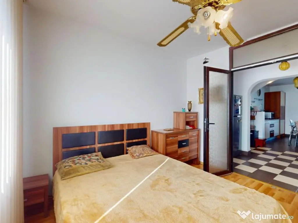 Apartament 4 camere – Strada Novaci Bloc 1989 Zona exce... 