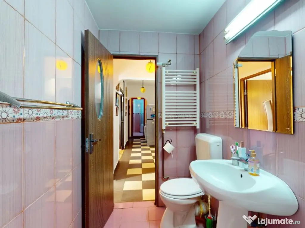 Apartament 4 camere – Strada Novaci Bloc 1989 Zona exce... 