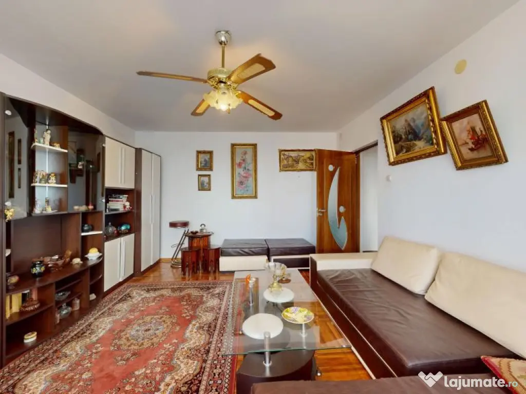 Apartament 4 camere – Strada Novaci Bloc 1989 Zona exce... 