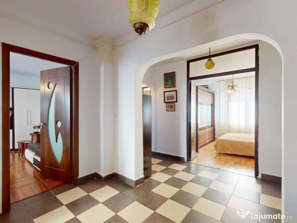 Apartament 4 camere – Strada Novaci Bloc 1989 Zona exce... 