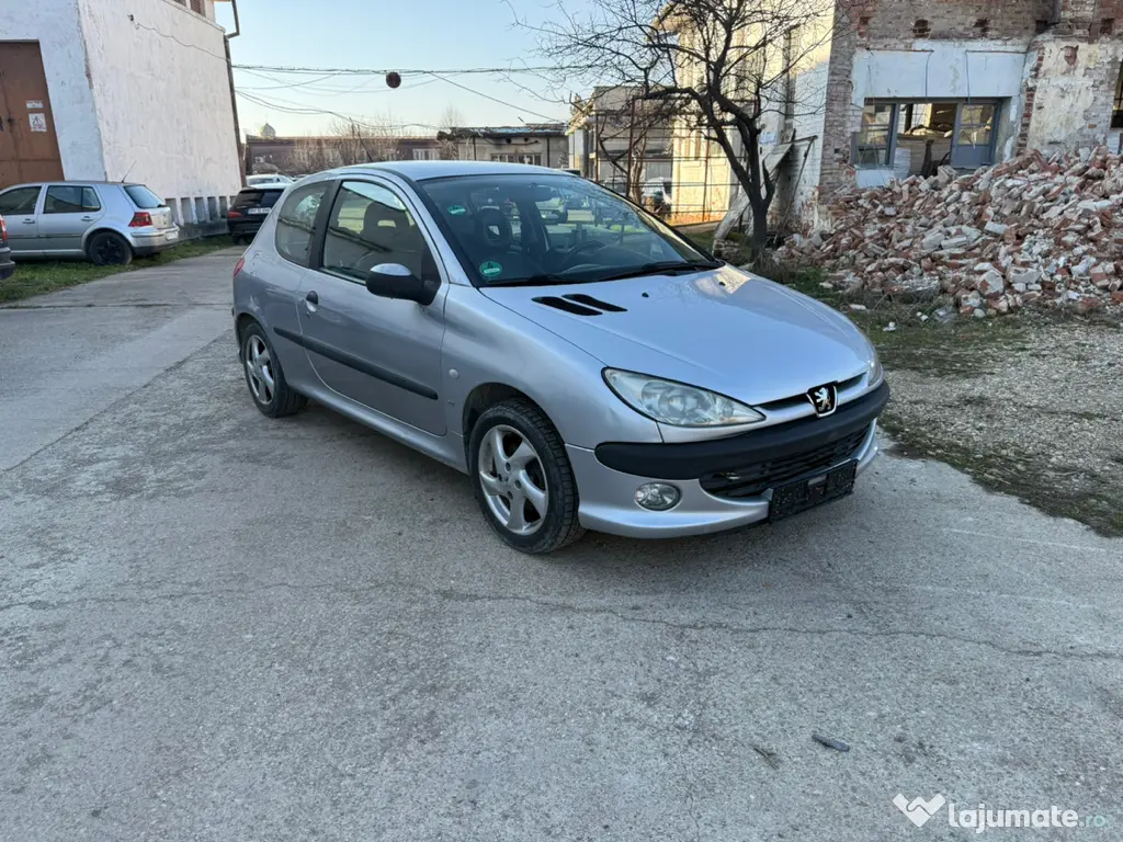 Peugeot 1,6 Benzină 110 CP