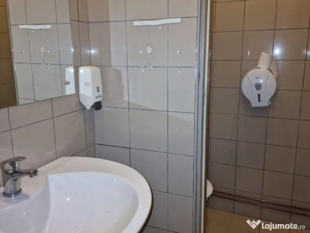 Zona Universitate Batistei mezanin 79 mp plus balcon 17 m... 