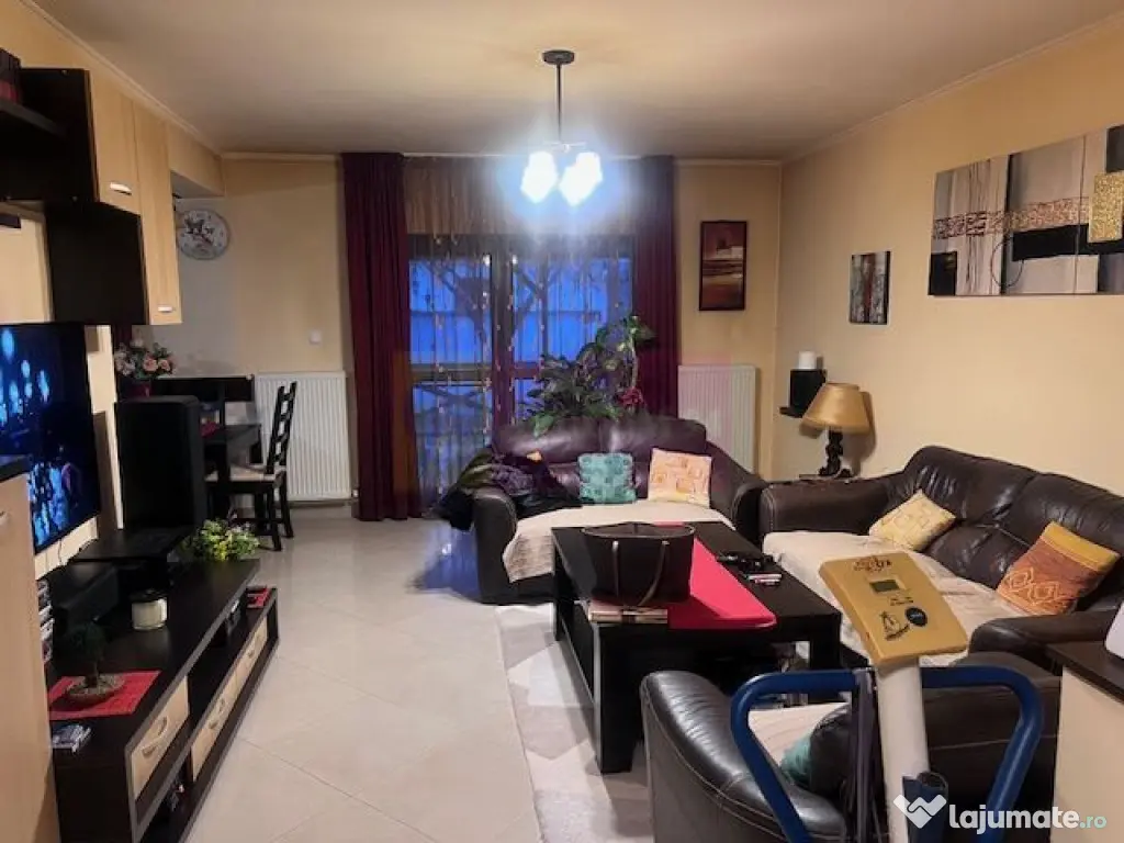 Casa cu productie proprie de energie Clinceni-Ciocarliei.