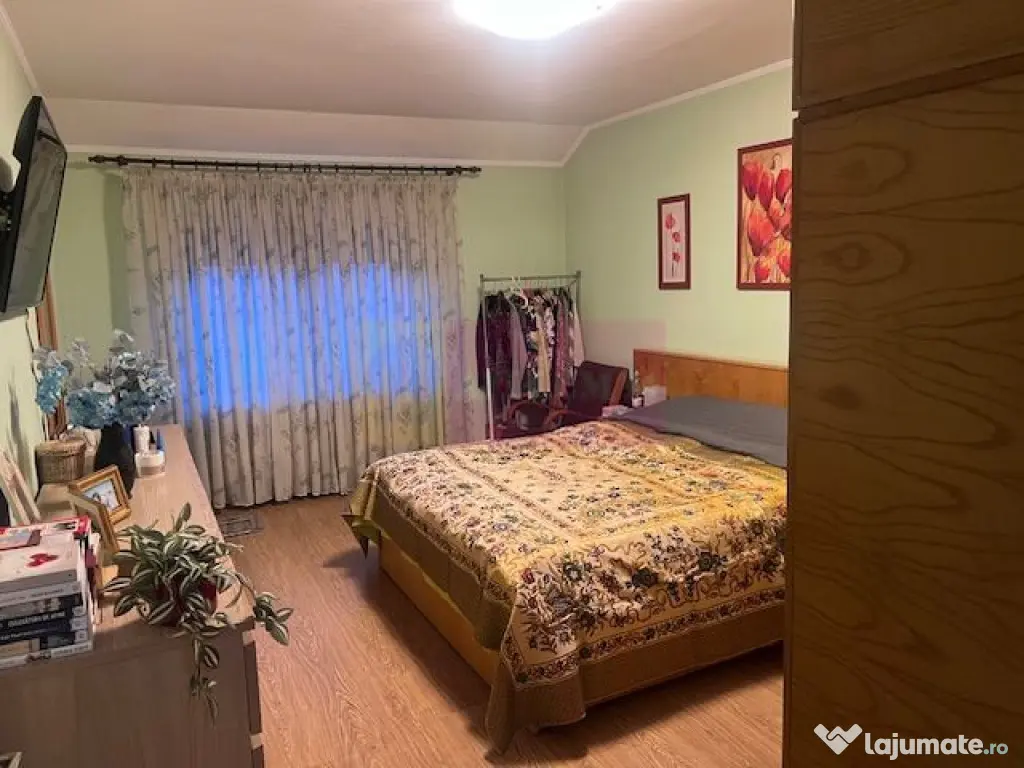 Casa cu productie proprie de energie Clinceni-Ciocarliei.