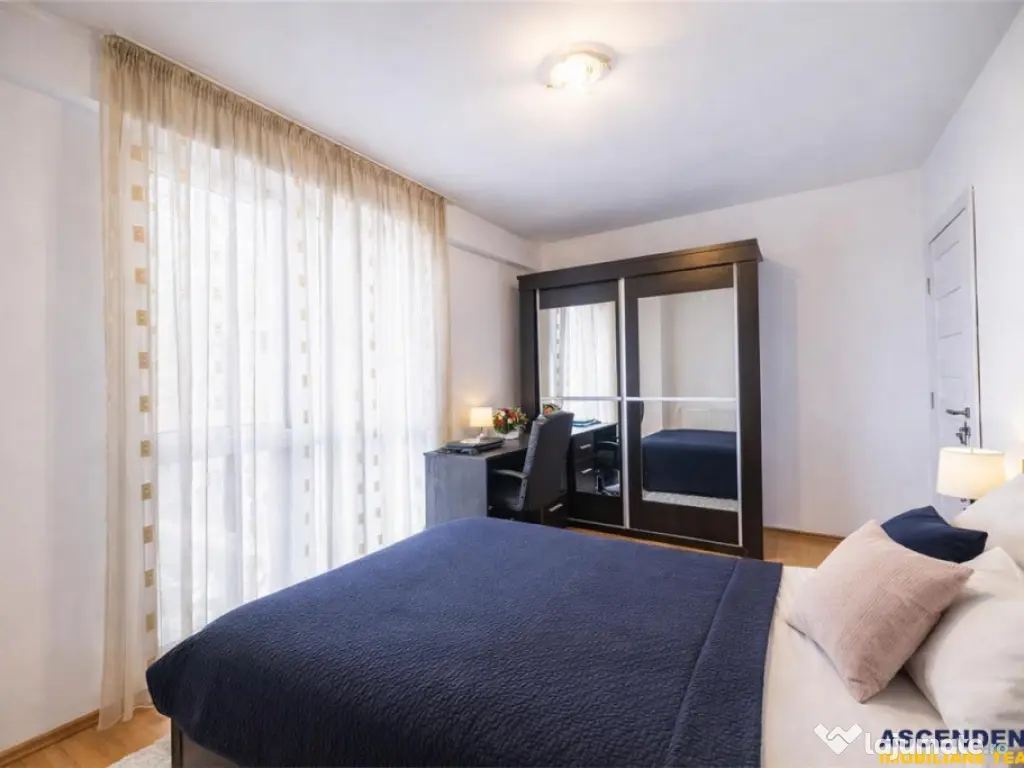 3D Film! Decomandat, etaj2, terasa, parcare, Central, Brasov