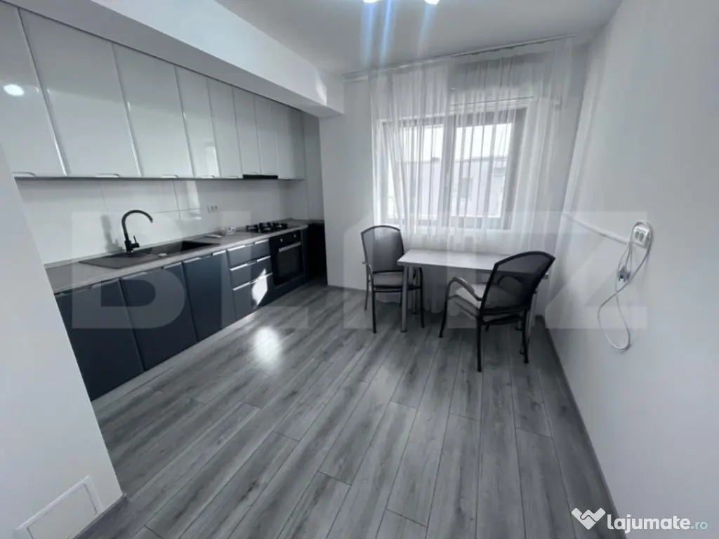 Apartament 2 camere decomandat-Zona Comuna din Paris 