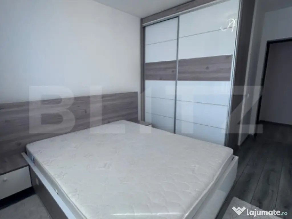 Apartament 2 camere decomandat-Zona Comuna din Paris 