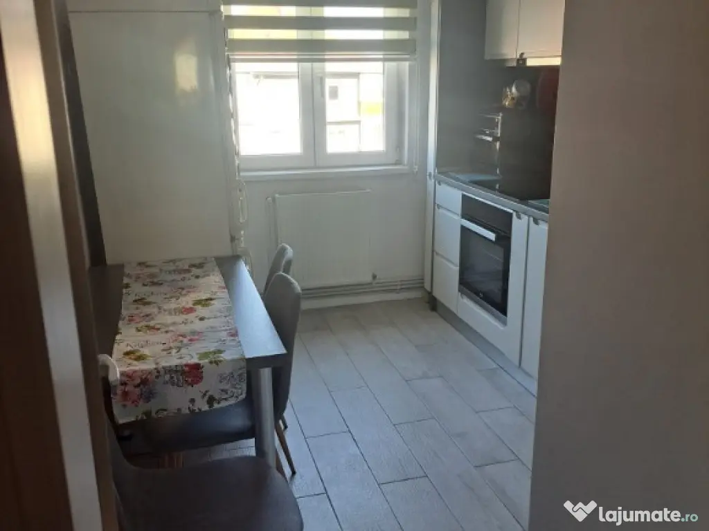 Proprietar vând Apartament 2 camere str. Aurel Vlaicu