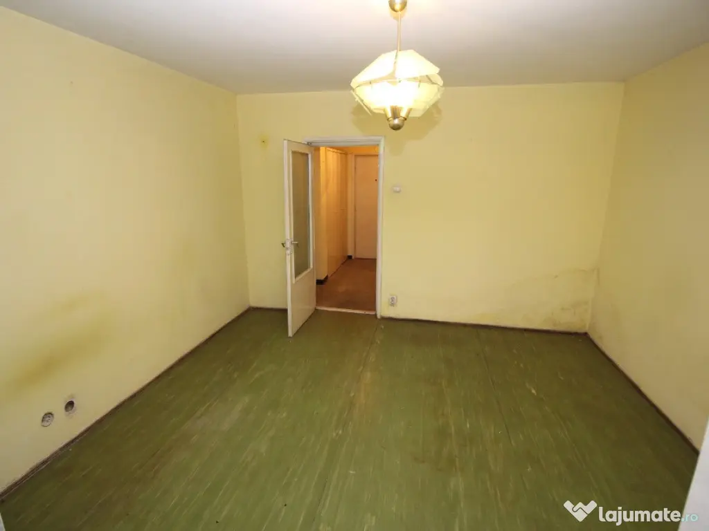 Titan, metrou și parc IOR, bloc in reabilitare 