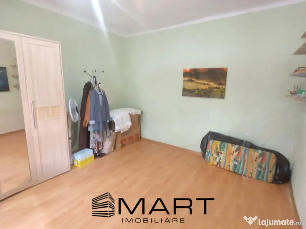 Apartament cu 1 camera zona centrala cu loc de parcare 