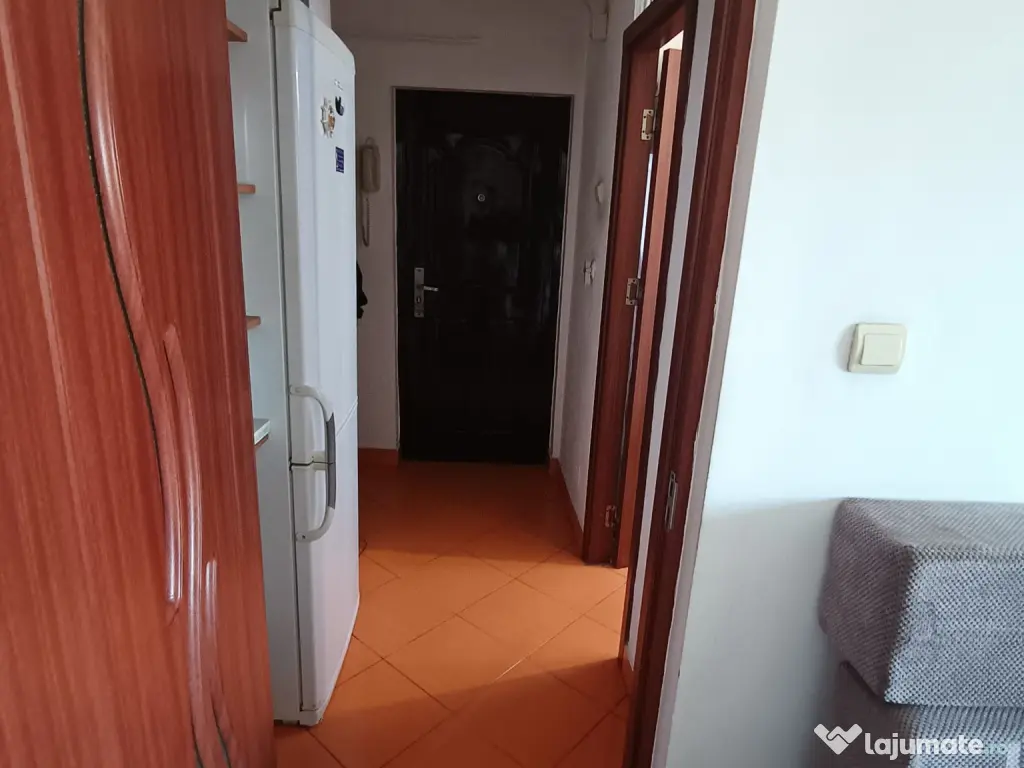 Garsoniera de închiriat Mihai Bravu Ploiesti