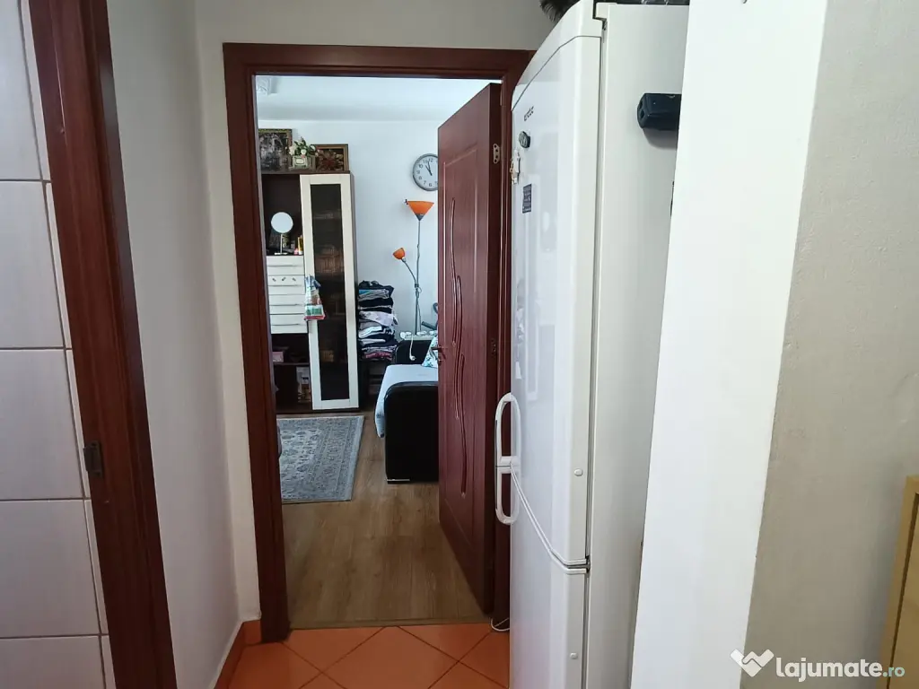 Garsoniera de închiriat Mihai Bravu Ploiesti