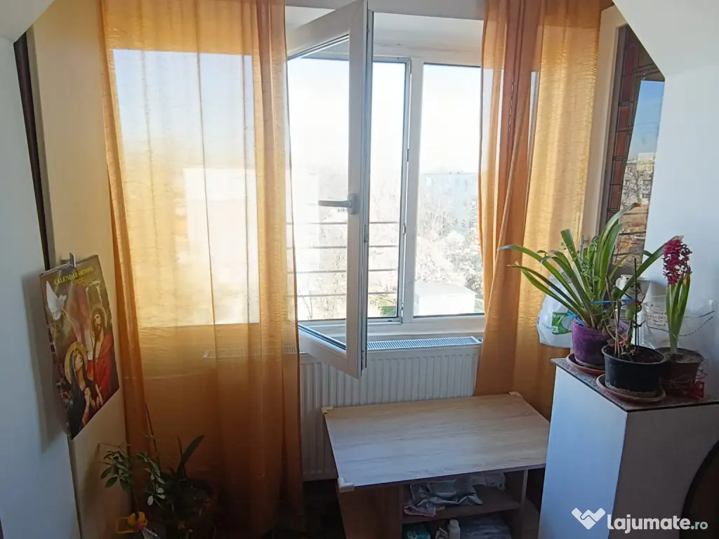 Garsoniera de închiriat Mihai Bravu Ploiesti