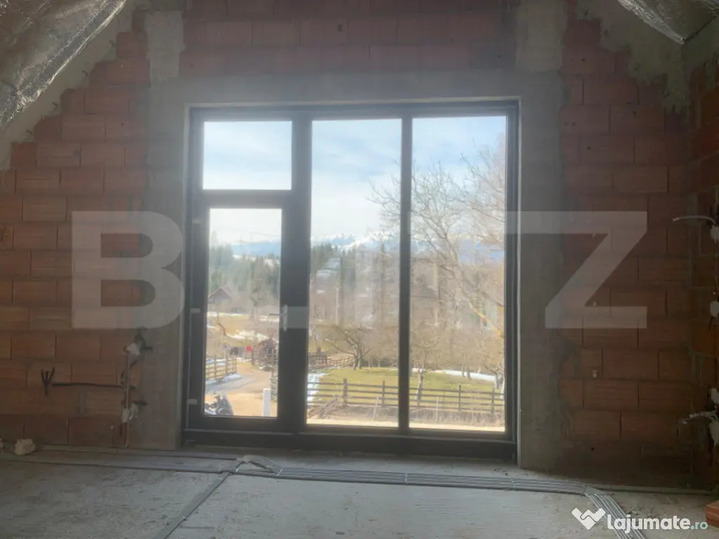 Pensiune modernă de vânzare în Bran – Panorama Bucegi 