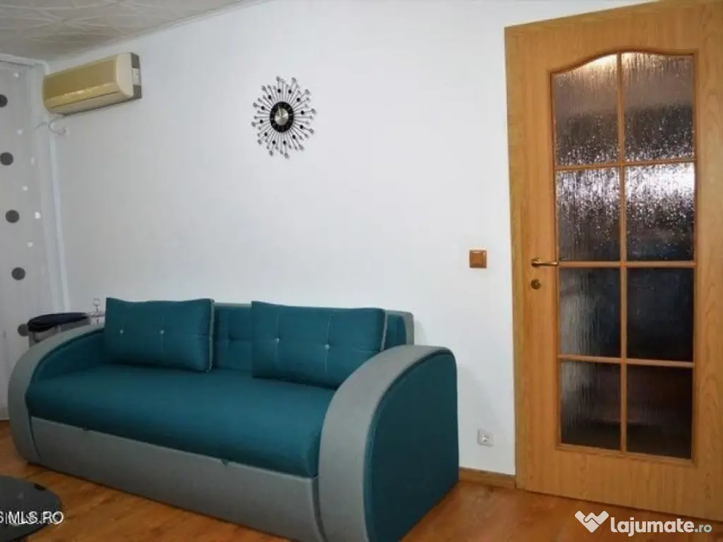 Eremia - Nord, 2 camere, decomandat, etaj 1, mobilat si u... 