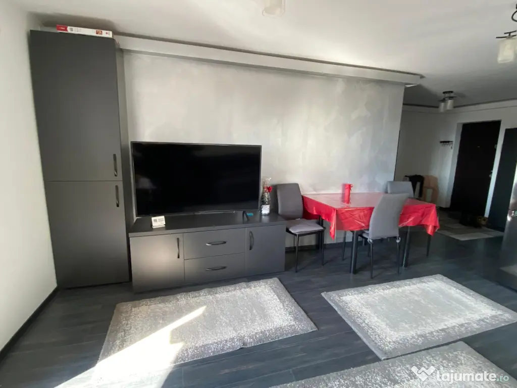 Apartament cu 3 camere Selimbar central