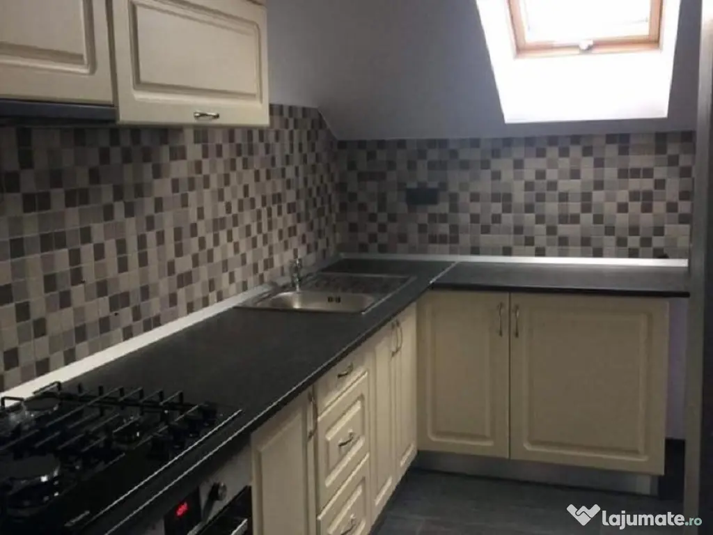 Apartament cu 3 camere Selimbar central