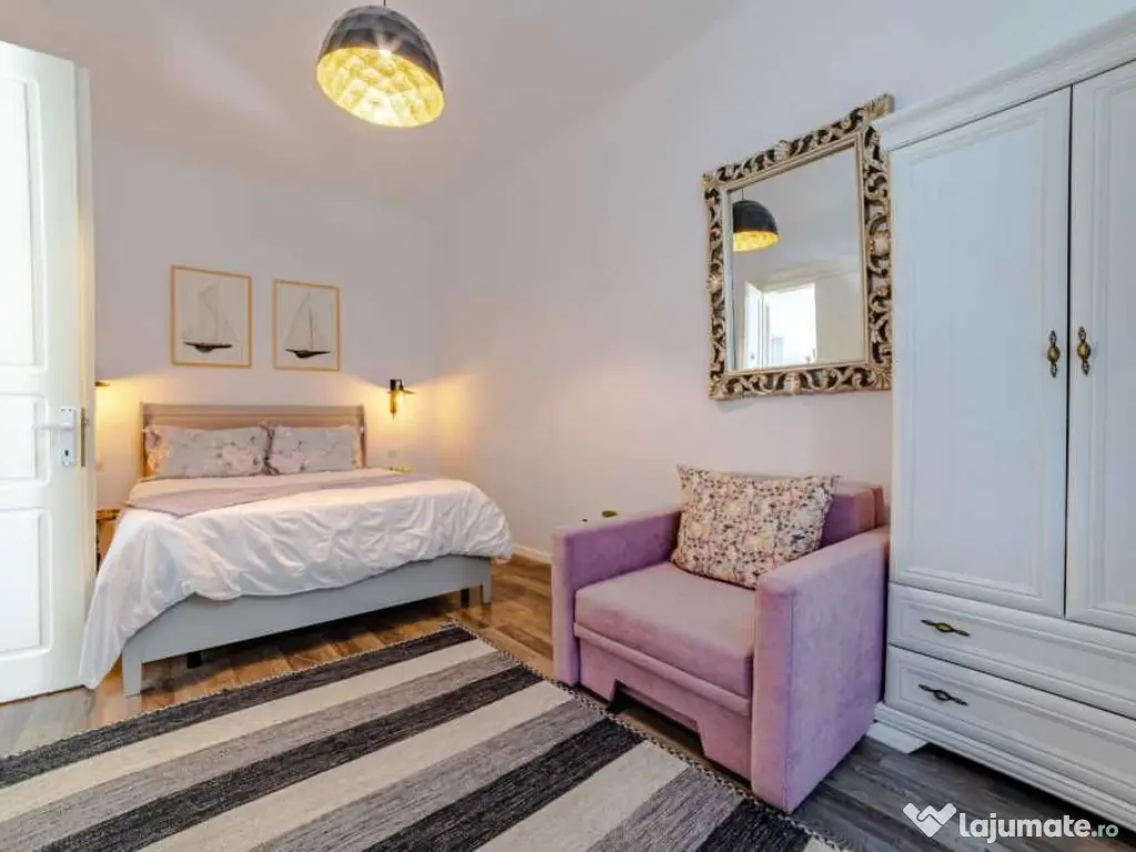 Apartament Cu 2 Camere, Centrul Orașului – La Doar Cativa 